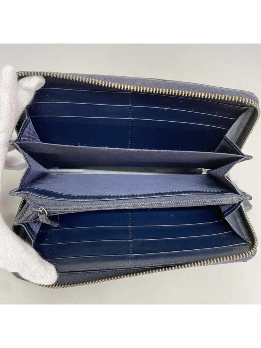 ★SOLD★ Gucci Wallet Guccissima Leather Navy Silver - Picture 3 of 8